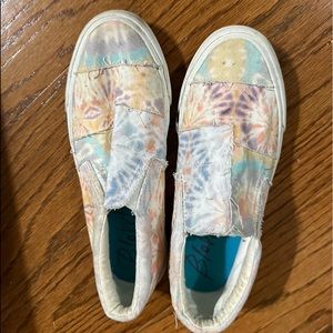 Malibu Blowfish slip on sneakers